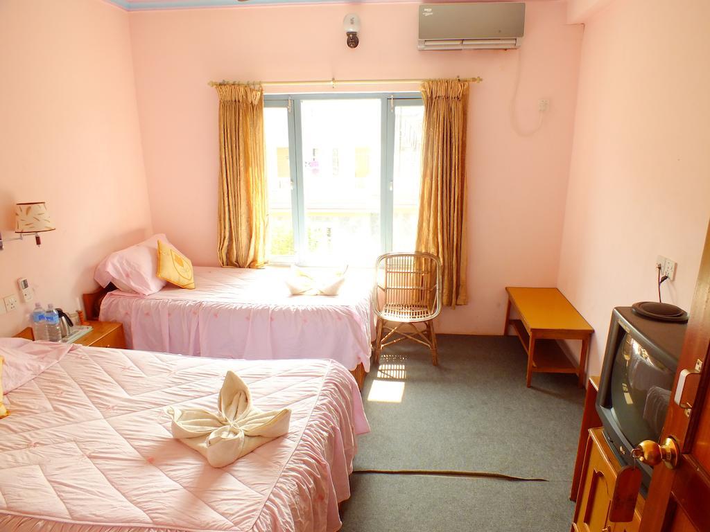 Hotel Greenland Pokhara Quarto foto