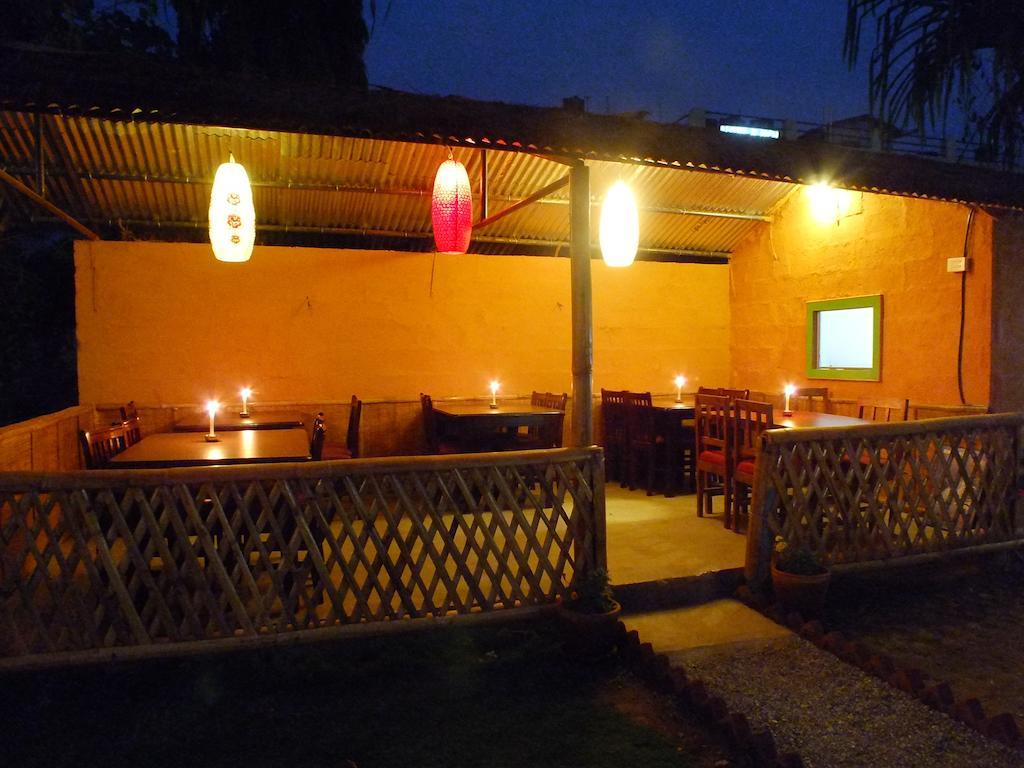Hotel Greenland Pokhara Exterior foto