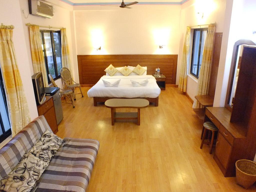 Hotel Greenland Pokhara Quarto foto